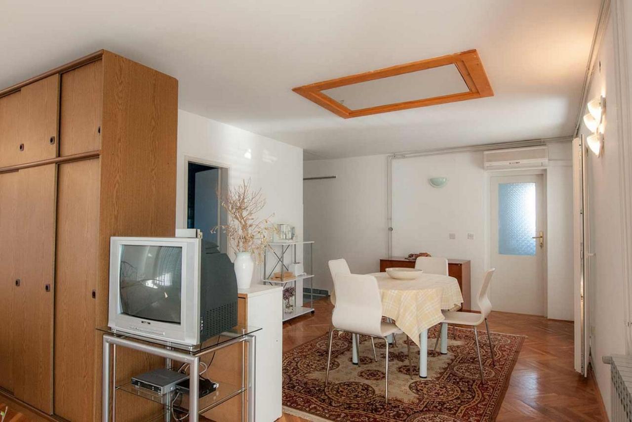 Amazing Seaview Apartment With A Balcony Near The Beach - Kneza Trpimira I Zadar Eksteriør bilde