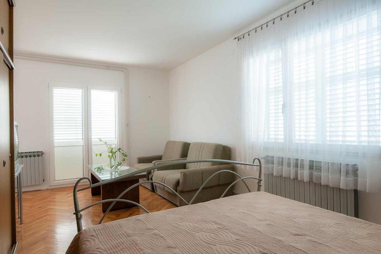 Amazing Seaview Apartment With A Balcony Near The Beach - Kneza Trpimira I Zadar Eksteriør bilde