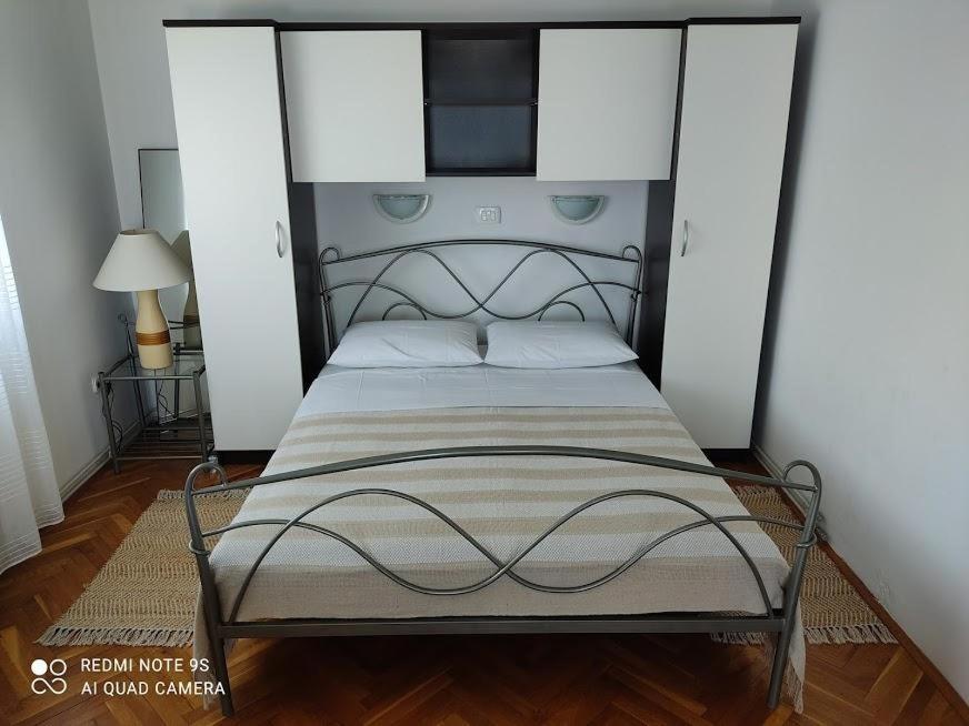 Amazing Seaview Apartment With A Balcony Near The Beach - Kneza Trpimira I Zadar Eksteriør bilde