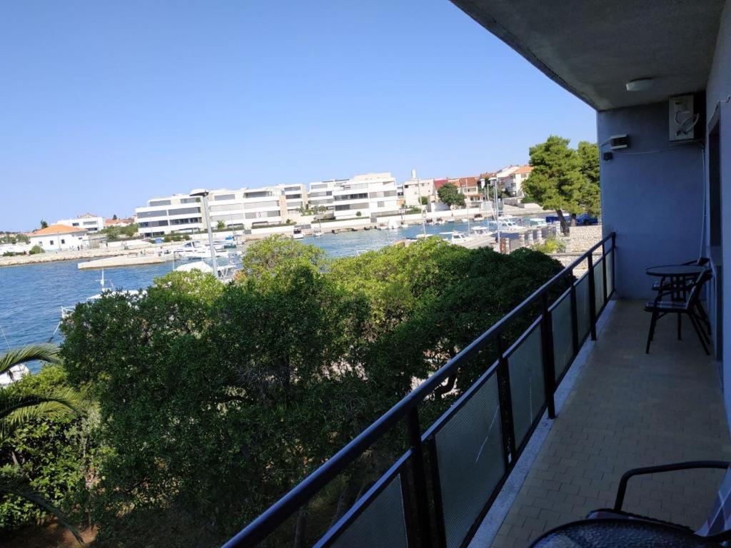 Amazing Seaview Apartment With A Balcony Near The Beach - Kneza Trpimira I Zadar Eksteriør bilde